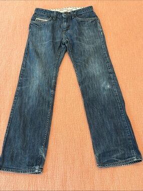 Vans Men's W27.75L27.5 rise 8.5 Blue distressed Bootcut Jeans